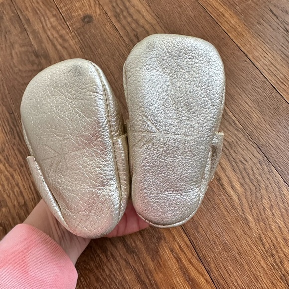 Freshly Picked moccasins - Picture 2 of 2